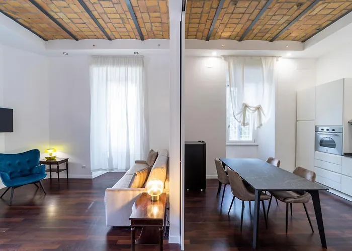 Domus Aurea B&B And Suites